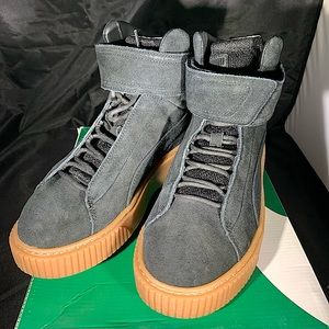 Puma Women’s Platform Mid OW